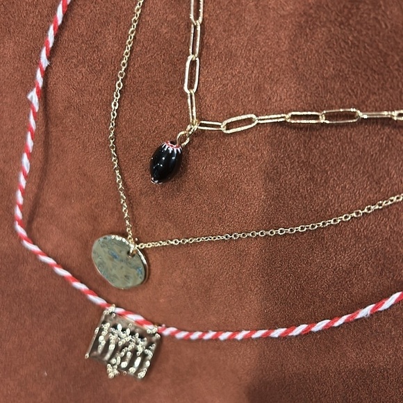 Brand New Free people summer in Italy multi strain gold charm layer necklace - Picture 3 of 6